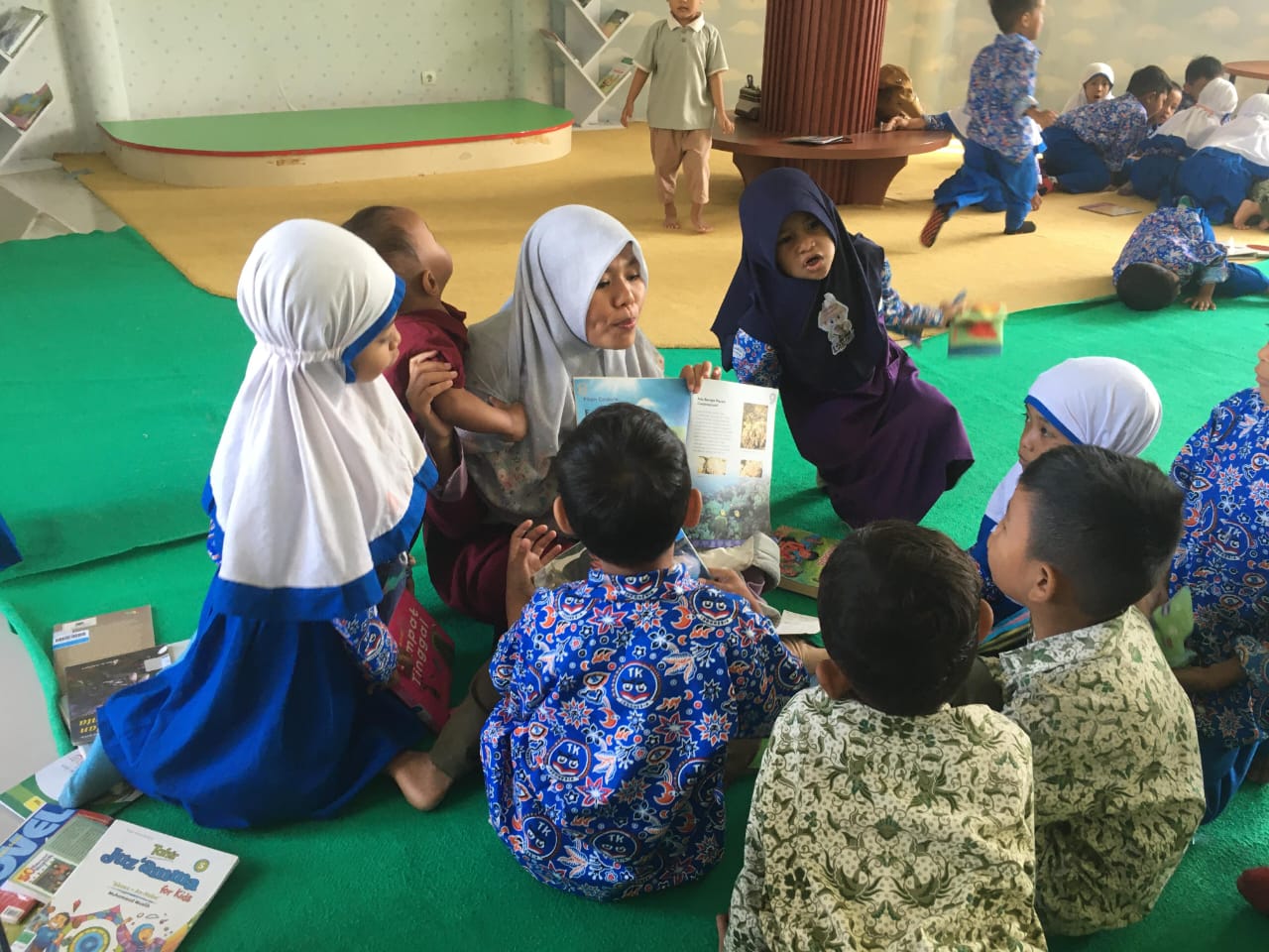 Kamis Literasi