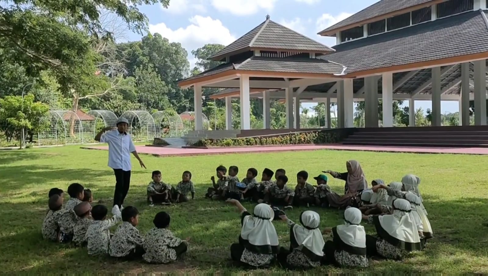 Outing Class at The Nature