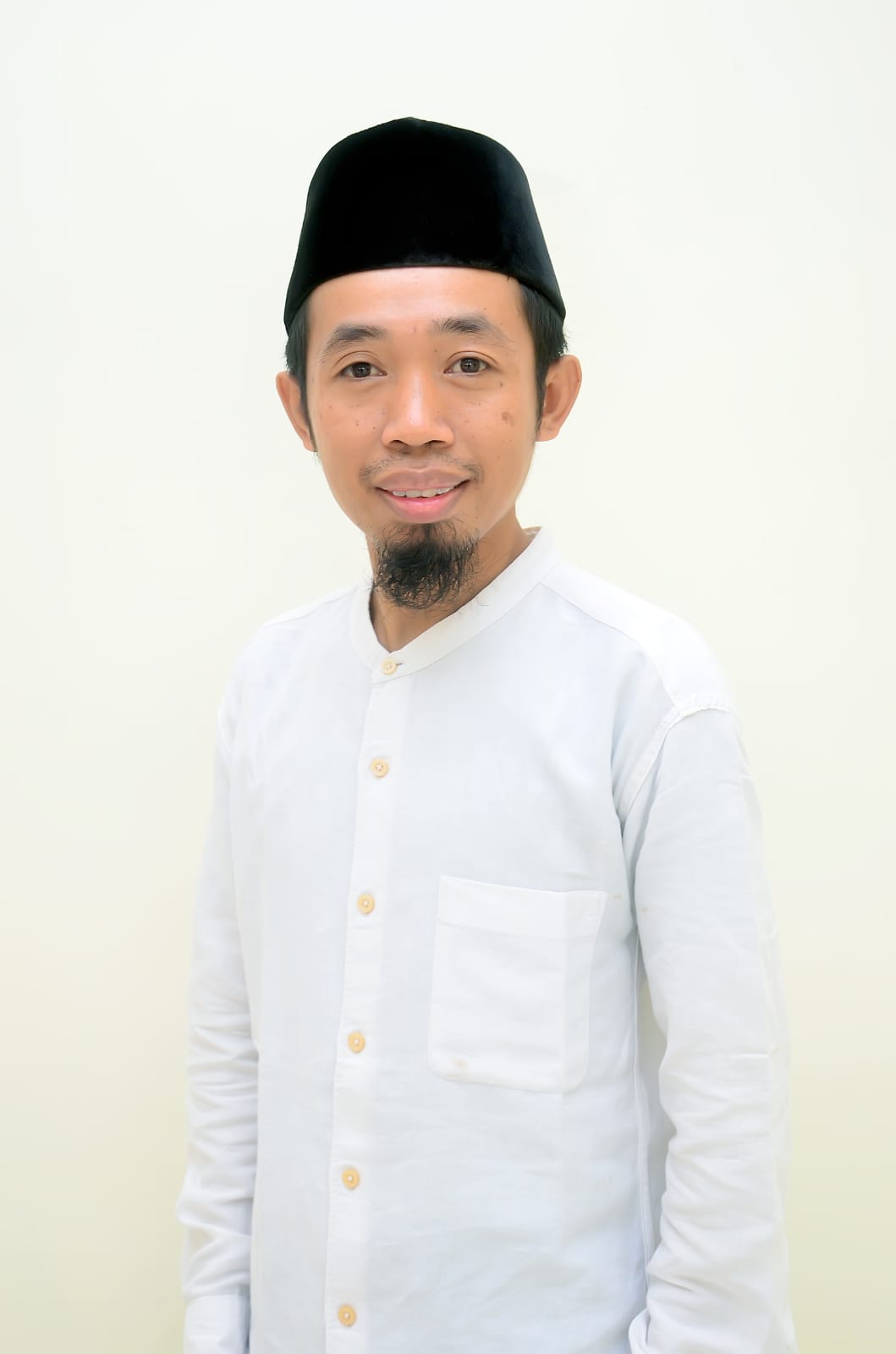 Ust. Ahmad Padli, S.Pd. C.HT., C.PS., C.MT.